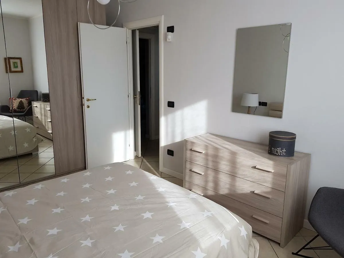 Alessandria Residence Desenzano del Garda 0*,  Italia